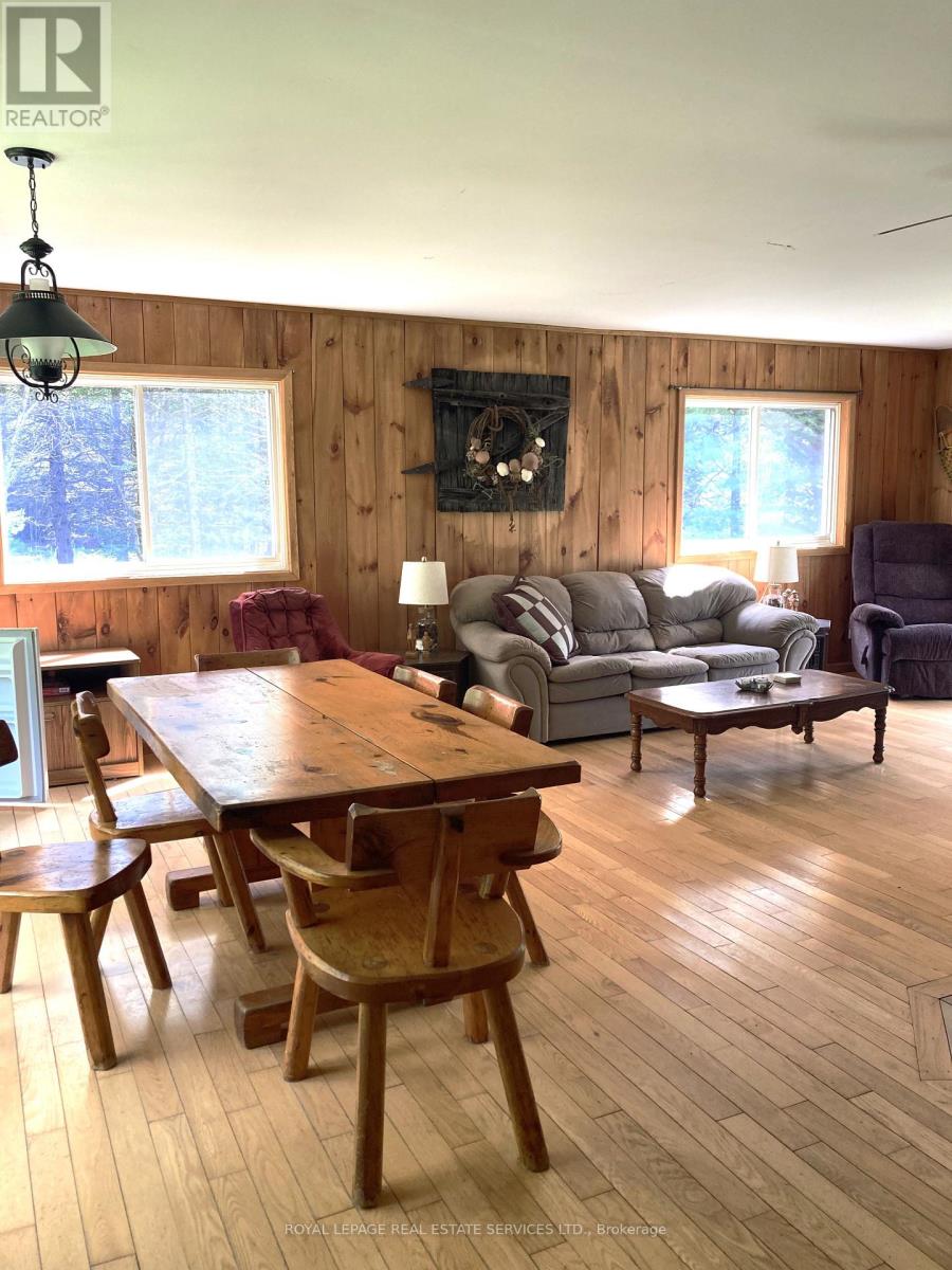 1526 Hwy 124, Whitestone, Ontario  P0A 1G0 - Photo 4 - X12209421