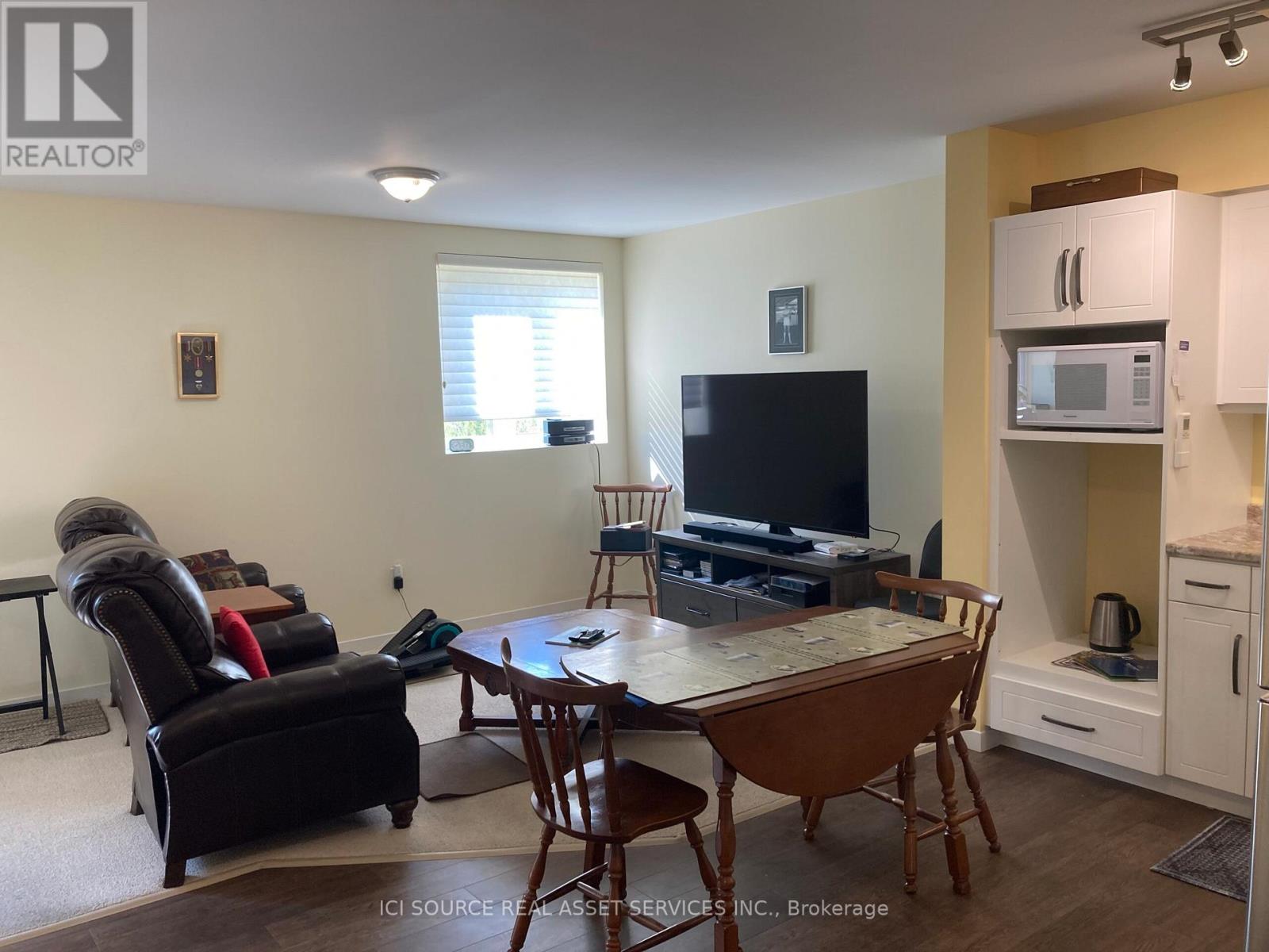 105 - 850 Alpha Street, Owen Sound, Ontario  N4K 5W8 - Photo 2 - X12209497
