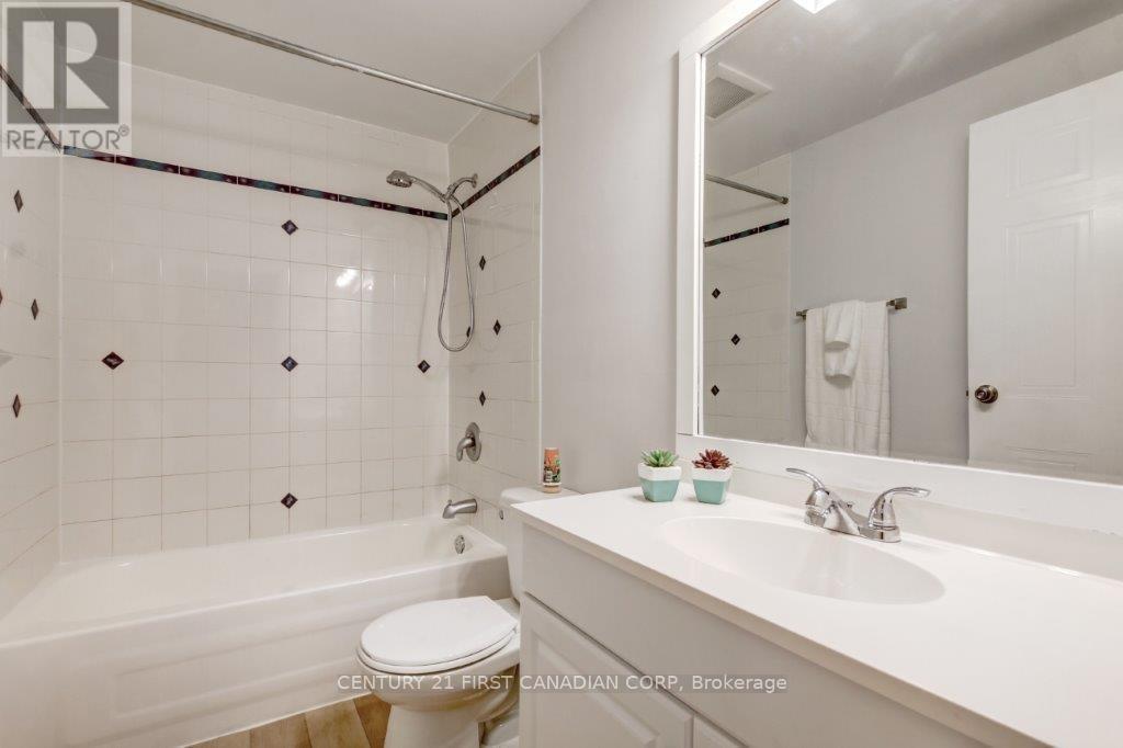 Photo 18 of 25 for 15 - 166 Southdale Road W