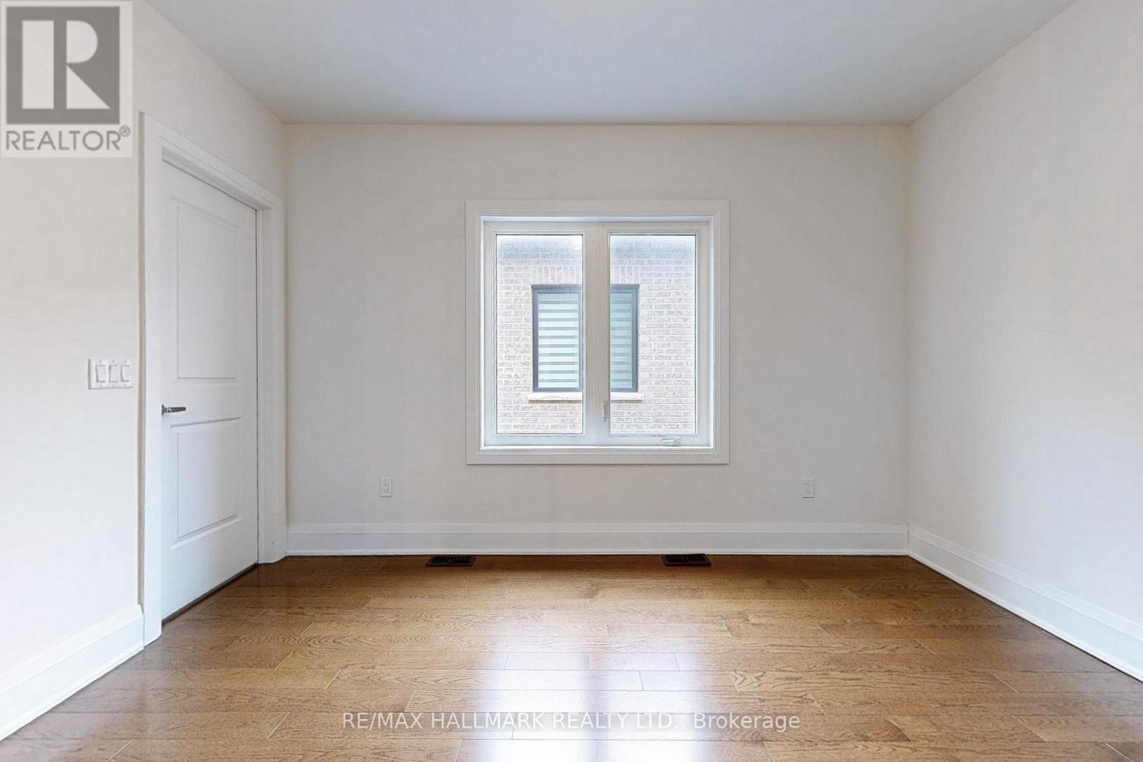 51a Puccini Drive, Richmond Hill, Ontario  L4E 2Y6 - Photo 29 - N12150100