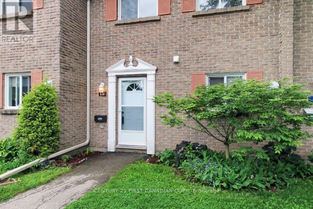 15 - 166 Southdale Road W, London South, Ontario  N6J 2J1 - Photo 2 - X12206581