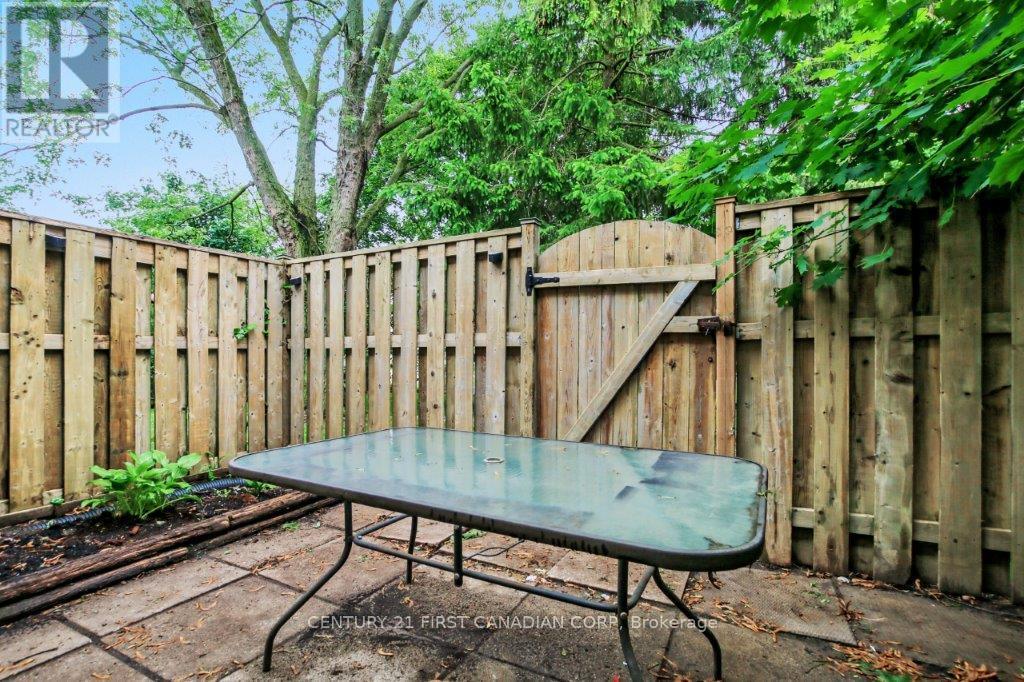 15 - 166 Southdale Road W, London South, Ontario  N6J 2J1 - Photo 21 - X12206581