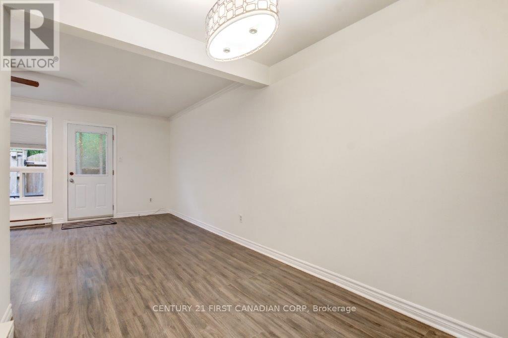 15 - 166 Southdale Road W, London South, Ontario  N6J 2J1 - Photo 7 - X12206581