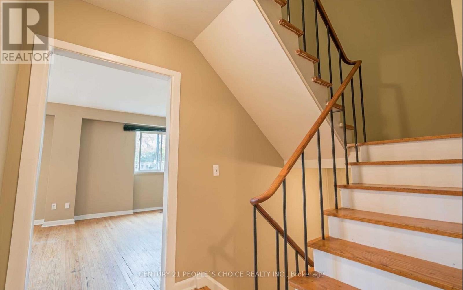 15 - 3308 The Credit Woodlands, Mississauga, Ontario  L5C 2J8 - Photo 7 - W12190555