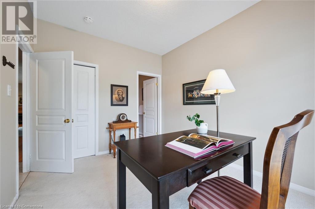 900 Doon Village Road Unit# 10, Kitchener, Ontario  N2P 1A4 - Photo 12 - 40739408