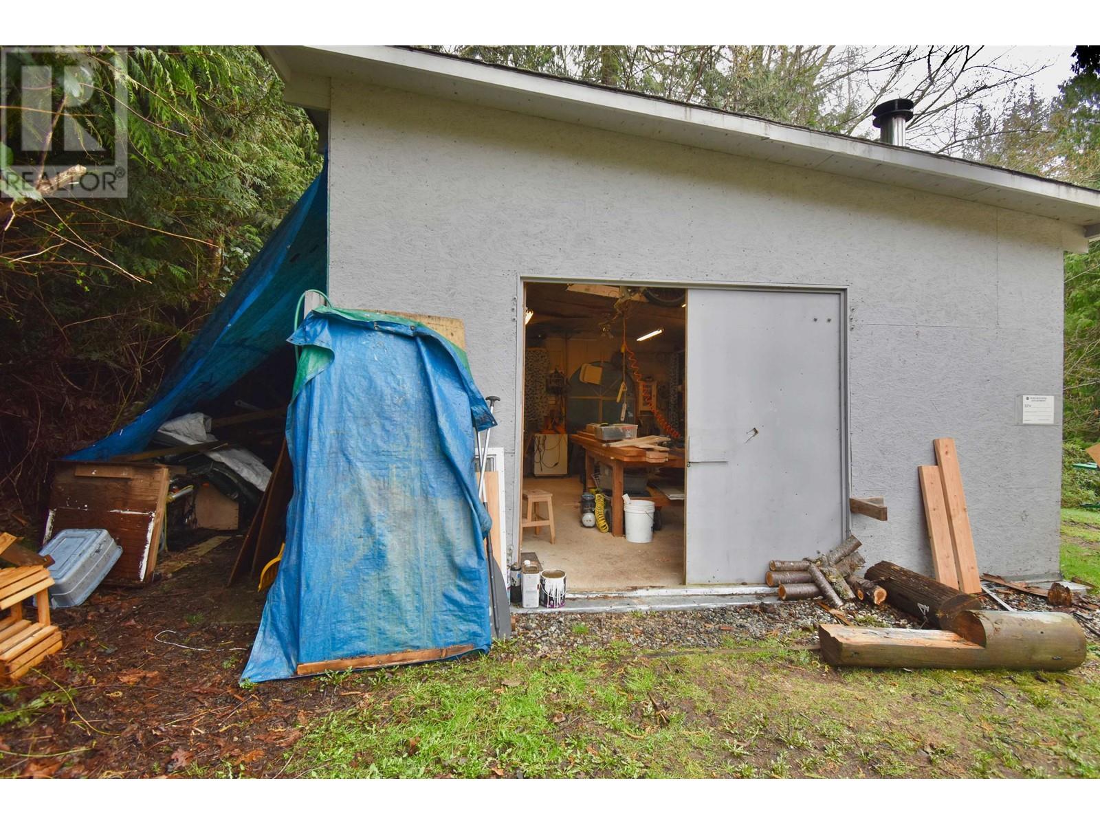 776 Geddes Road, Roberts Creek, British Columbia  V0N 2W6 - Photo 29 - R3013487
