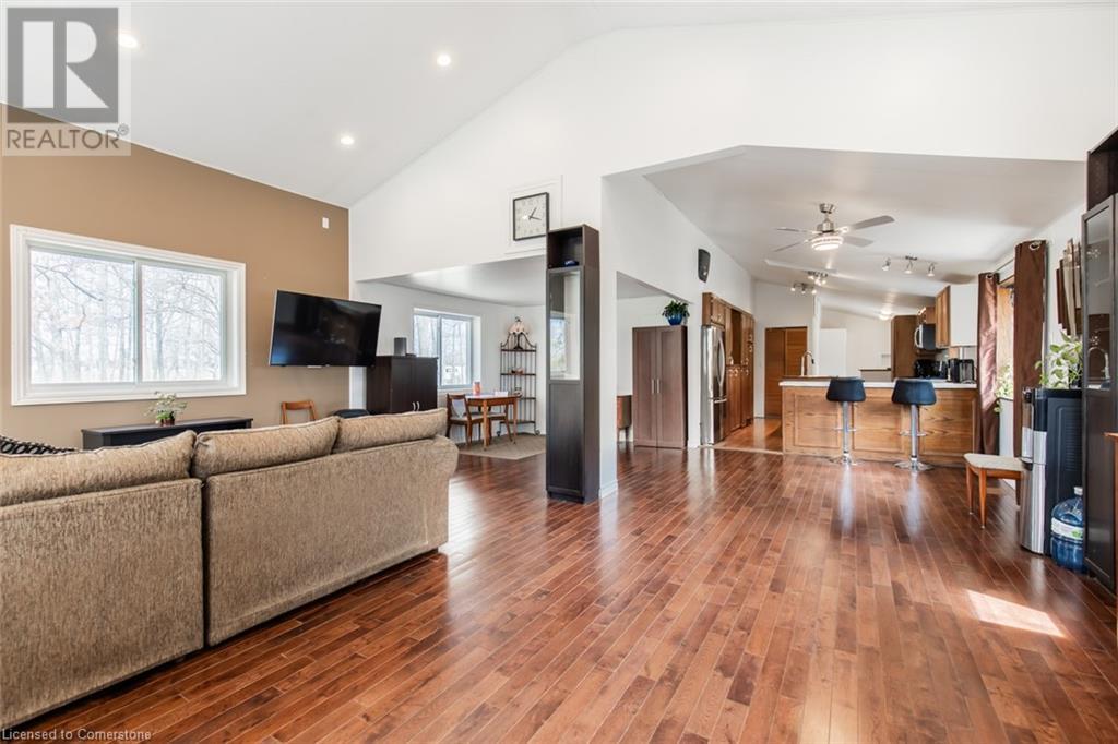 1566 Caistorville Road, Caistor Centre, Ontario  L0R 1E0 - Photo 10 - 40716317
