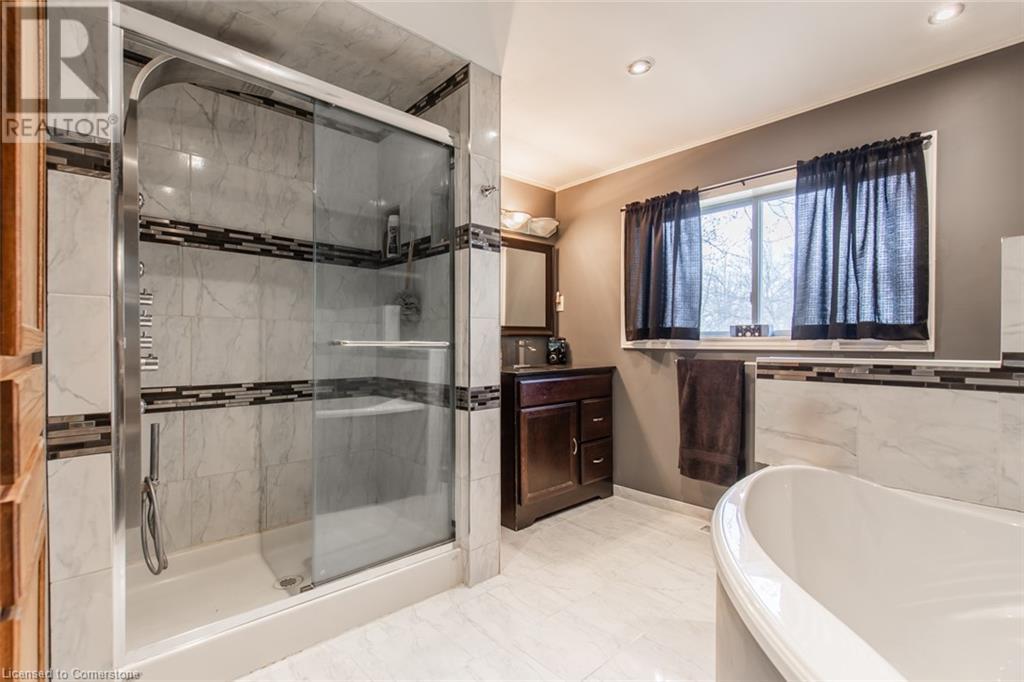 1566 Caistorville Road, Caistor Centre, Ontario  L0R 1E0 - Photo 18 - 40716317