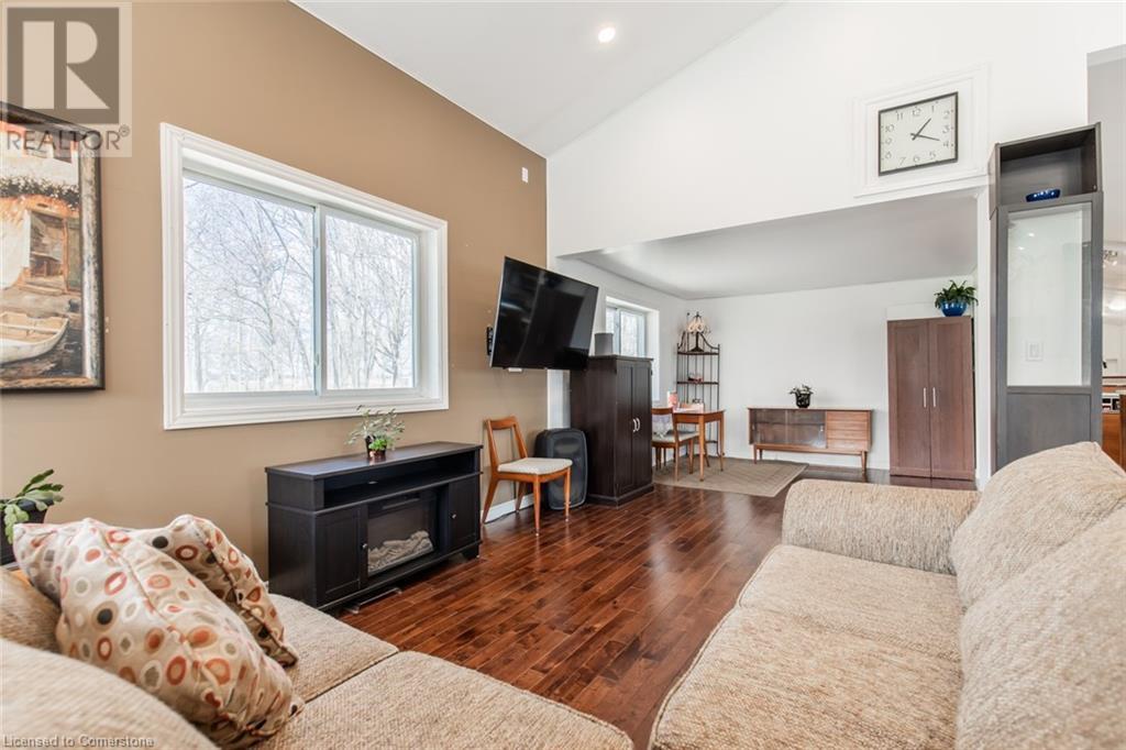 1566 Caistorville Road, Caistor Centre, Ontario  L0R 1E0 - Photo 13 - 40716317