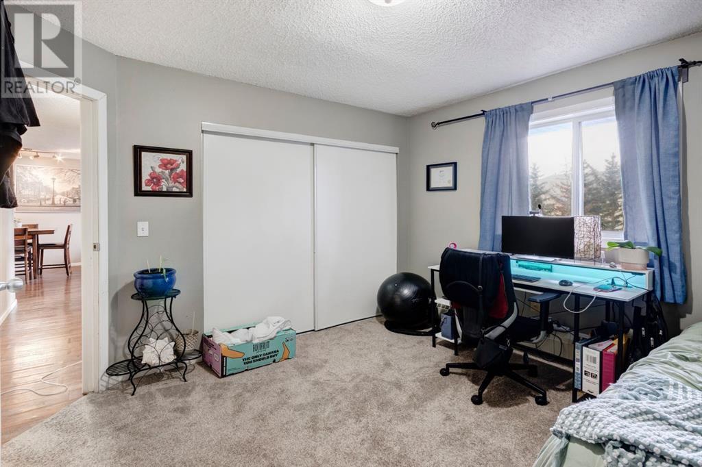 402, 21 Dover Point Se, Calgary, Alberta  T2B 3K4 - Photo 21 - A2203823