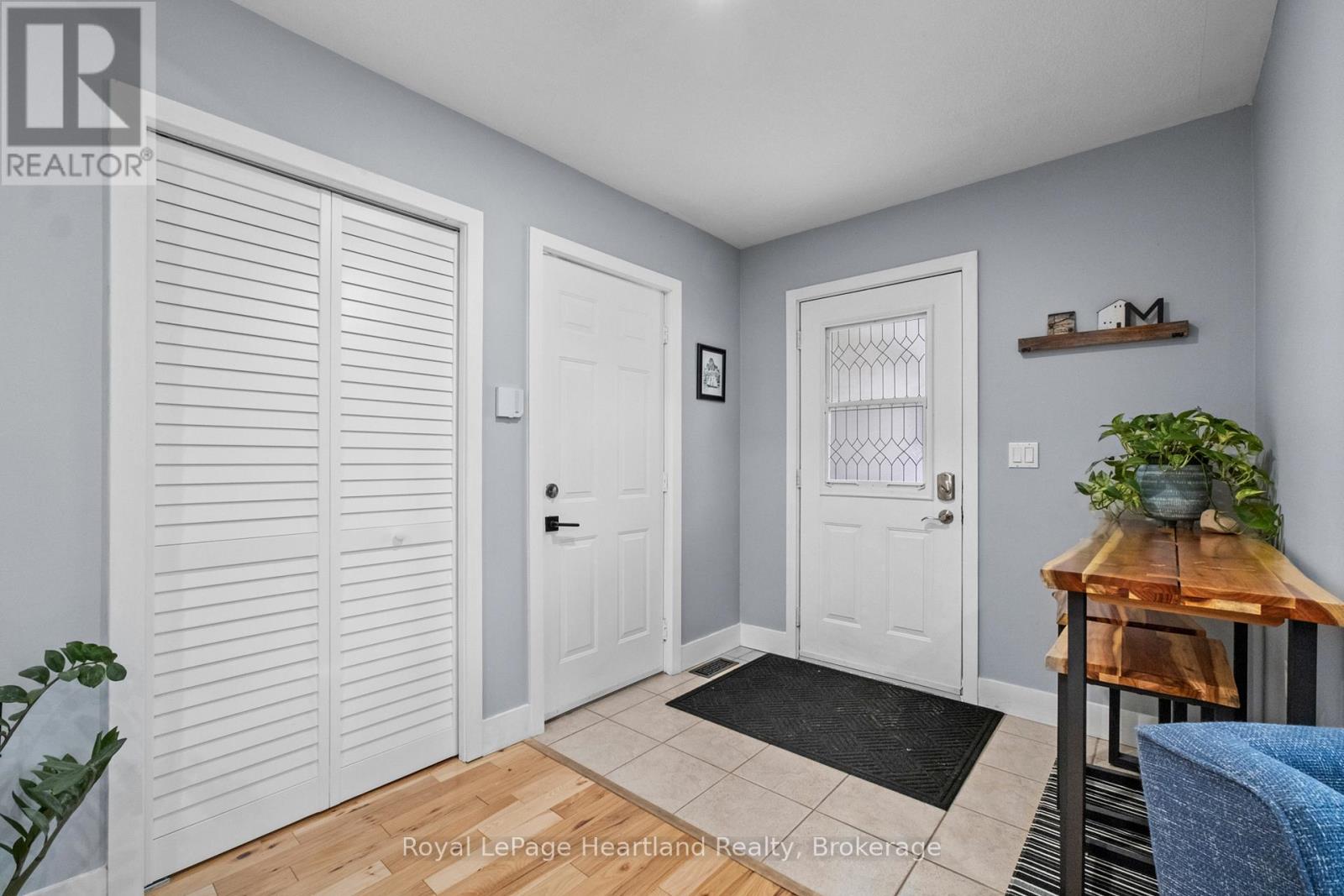 9 Parkhaven Crescent, St. Marys, Ontario  N4X 1E7 - Photo 5 - X12209593