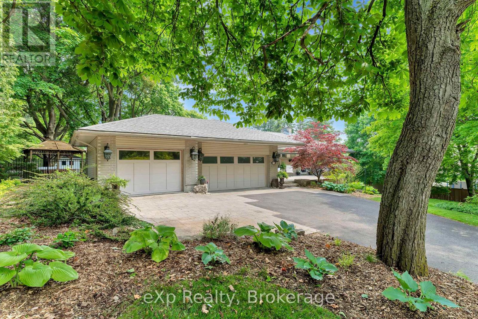 5 ORCHARD CRESCENT, Guelph, Ontario