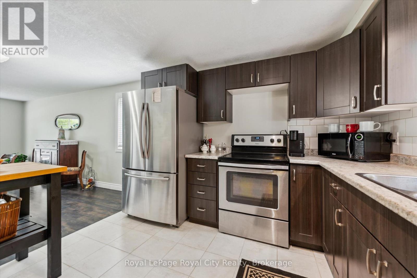 455 Belsyde Avenue E, Centre Wellington, Ontario  N1M 3J7 - Photo 10 - X12209596