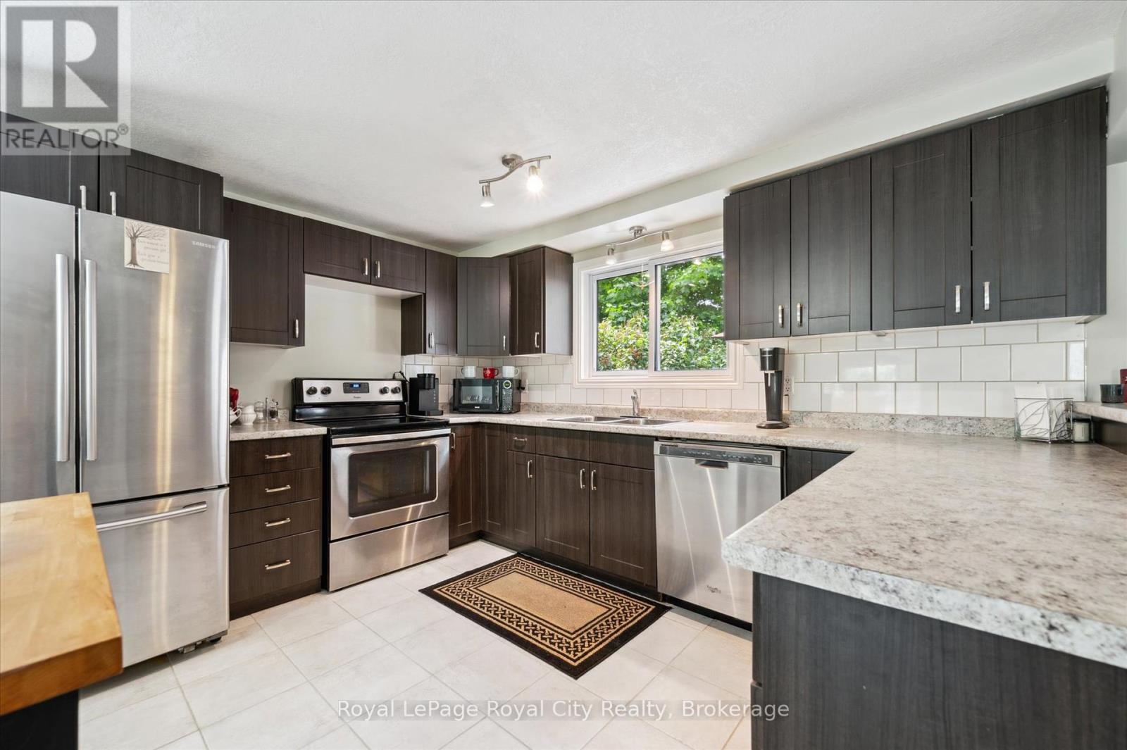 455 Belsyde Avenue E, Centre Wellington, Ontario  N1M 3J7 - Photo 12 - X12209596