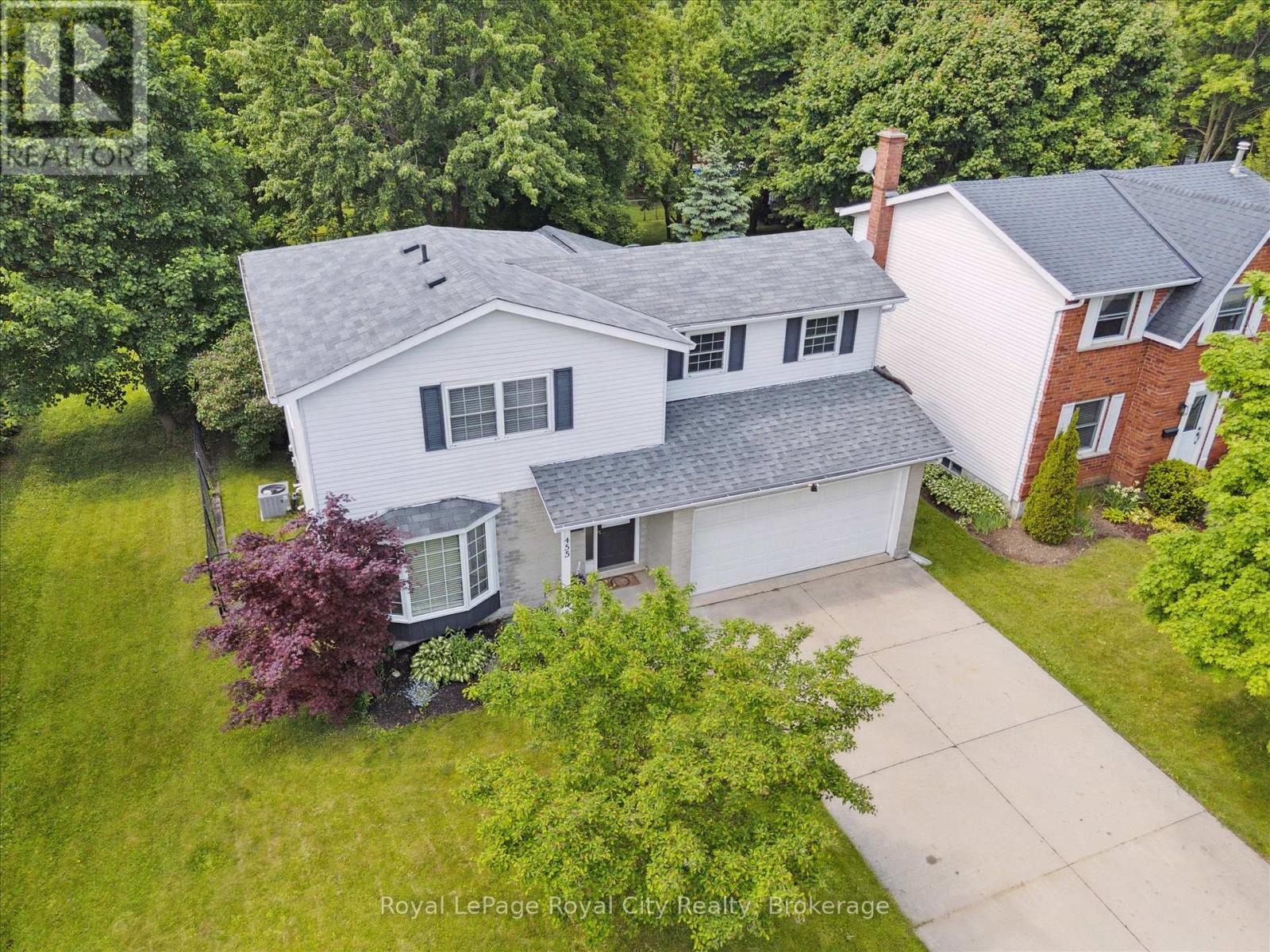 455 Belsyde Avenue E, Centre Wellington, Ontario  N1M 3J7 - Photo 2 - X12209596
