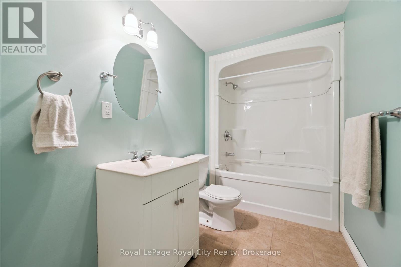 455 Belsyde Avenue E, Centre Wellington, Ontario  N1M 3J7 - Photo 22 - X12209596