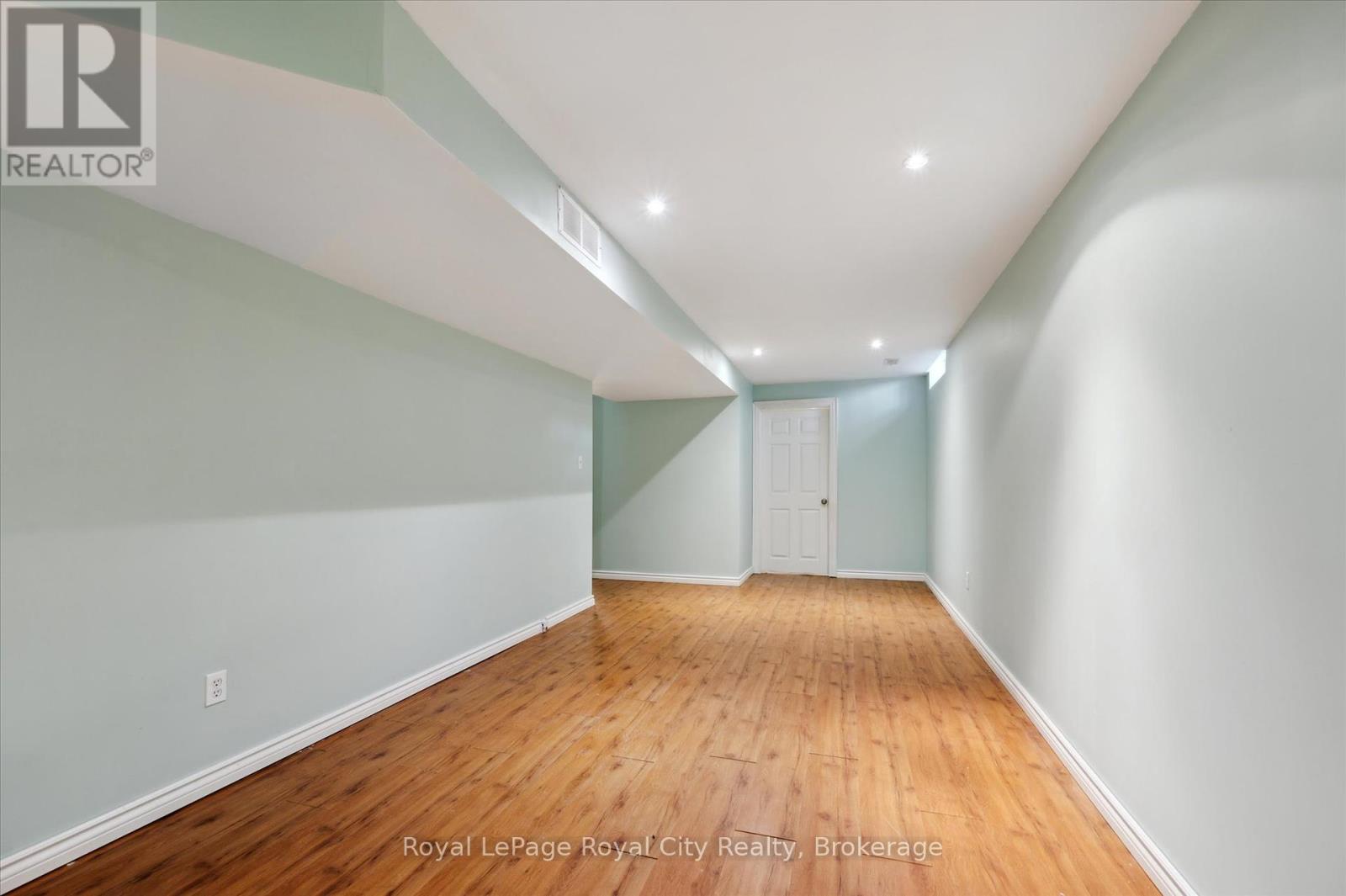 455 Belsyde Avenue E, Centre Wellington, Ontario  N1M 3J7 - Photo 23 - X12209596