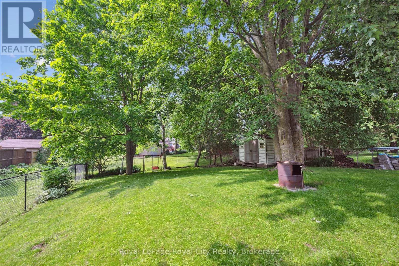 455 Belsyde Avenue E, Centre Wellington, Ontario  N1M 3J7 - Photo 47 - X12209596