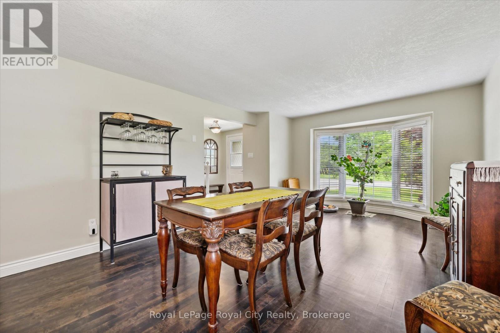 455 Belsyde Avenue E, Centre Wellington, Ontario  N1M 3J7 - Photo 5 - X12209596