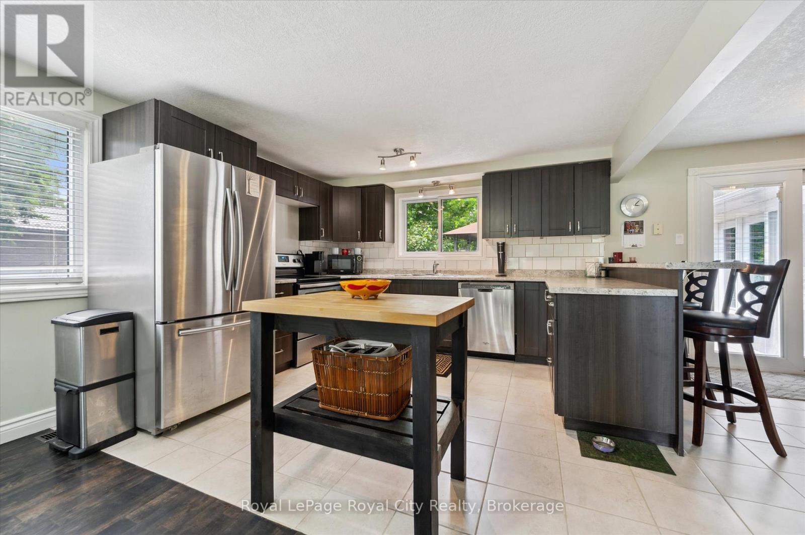 455 Belsyde Avenue E, Centre Wellington, Ontario  N1M 3J7 - Photo 8 - X12209596