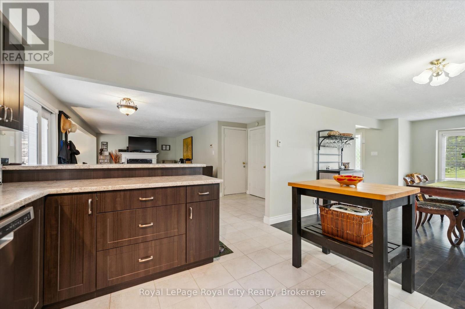 455 Belsyde Avenue E, Centre Wellington, Ontario  N1M 3J7 - Photo 9 - X12209596