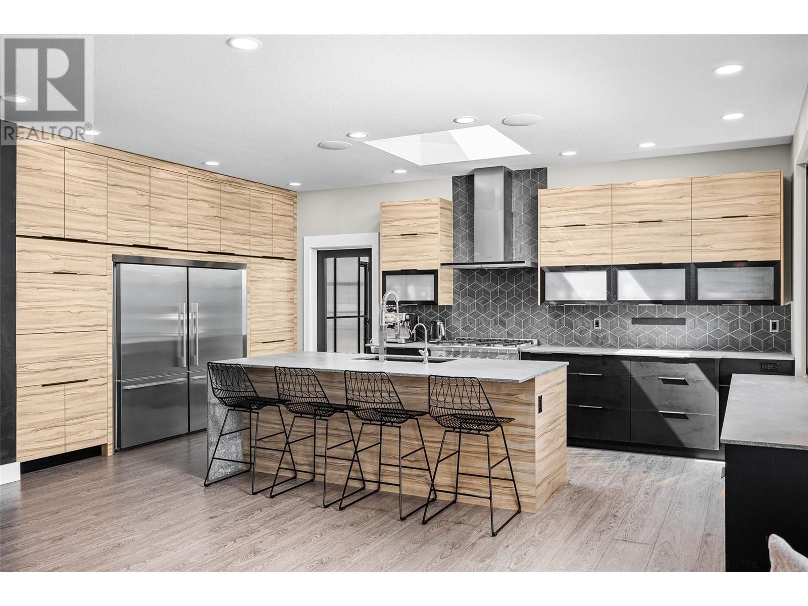 6101 Lakeshore Road, Kelowna, British Columbia  V1W 4J5 - Photo 12 - 10351461