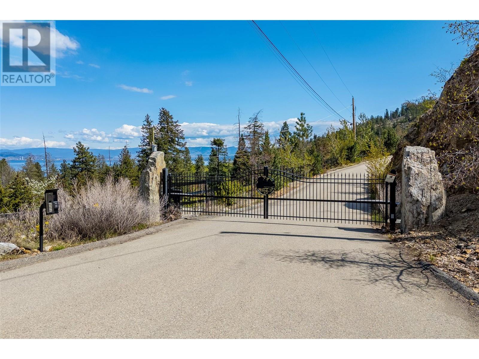 6101 Lakeshore Road, Kelowna, British Columbia  V1W 4J5 - Photo 68 - 10351461