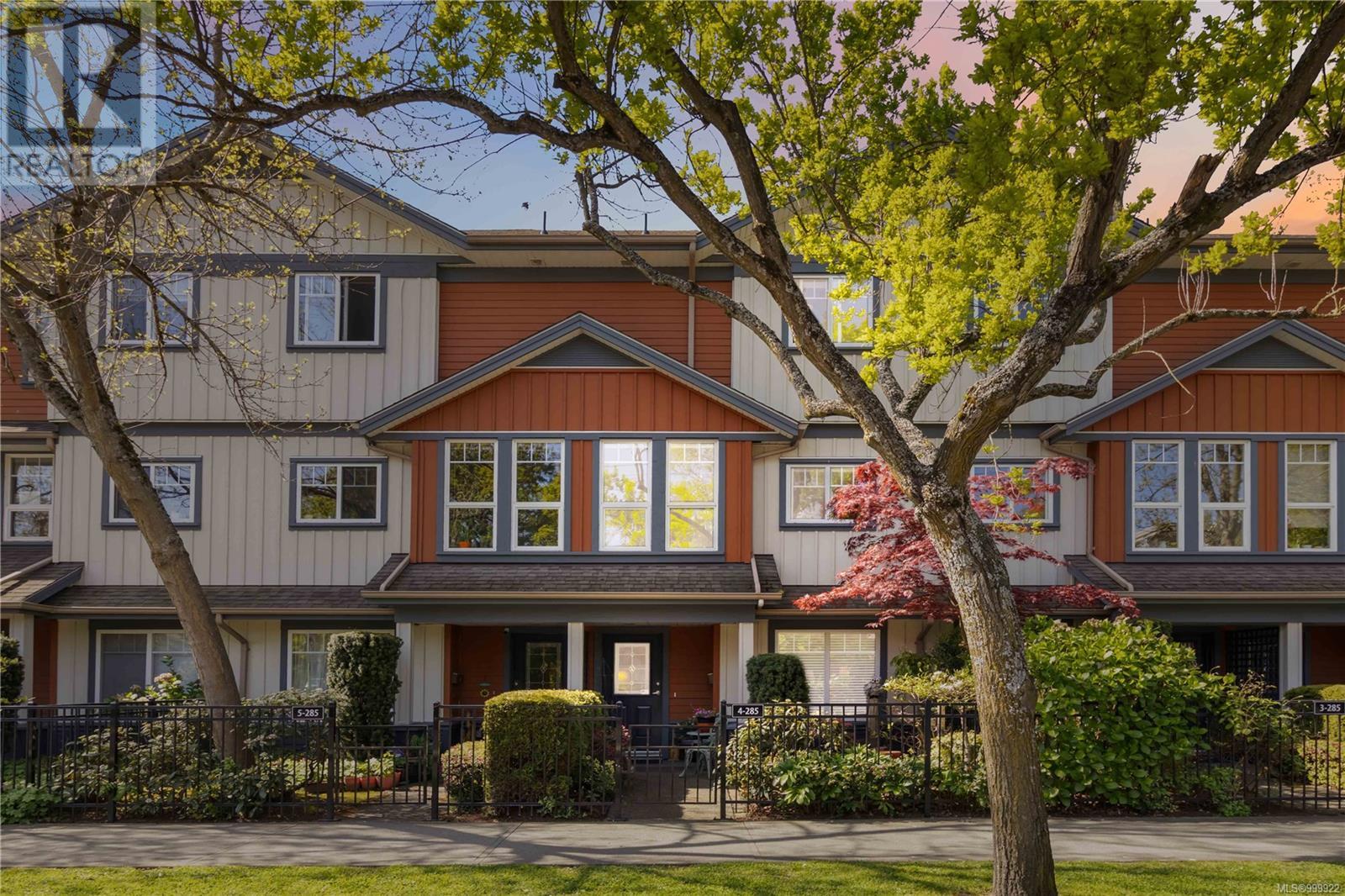 4 285 Superior St, Victoria, British Columbia