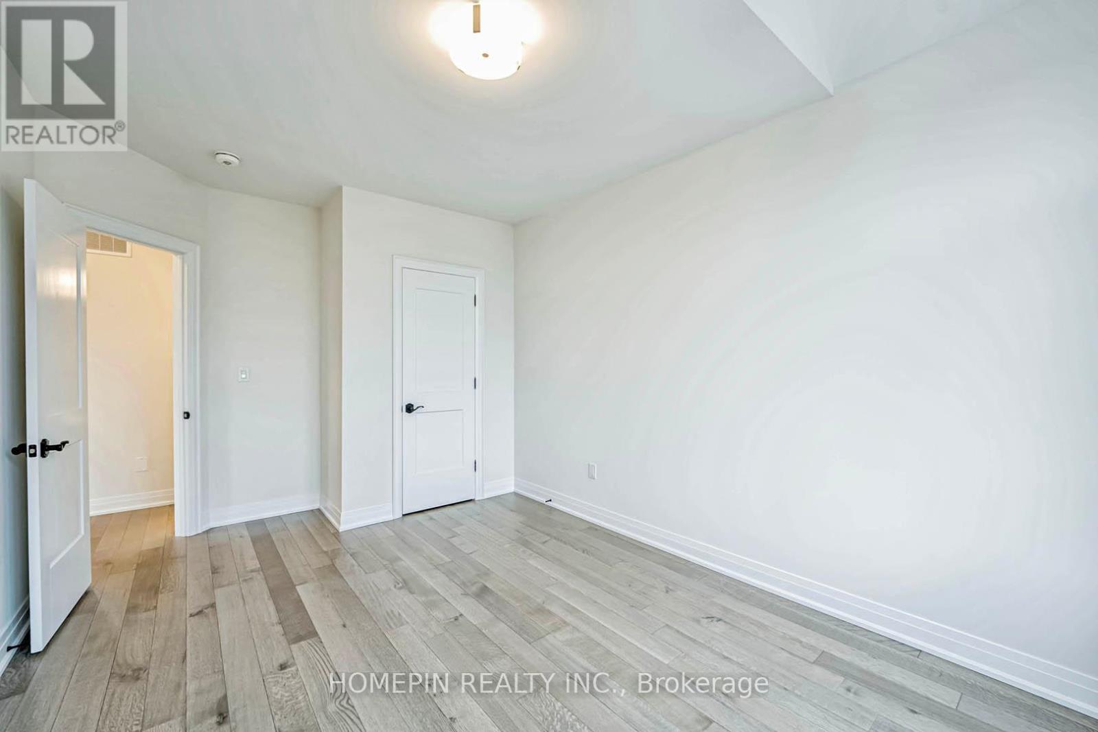 8 Gardeners Lane, Markham, Ontario  L6C 3L5 - Photo 27 - N12069814