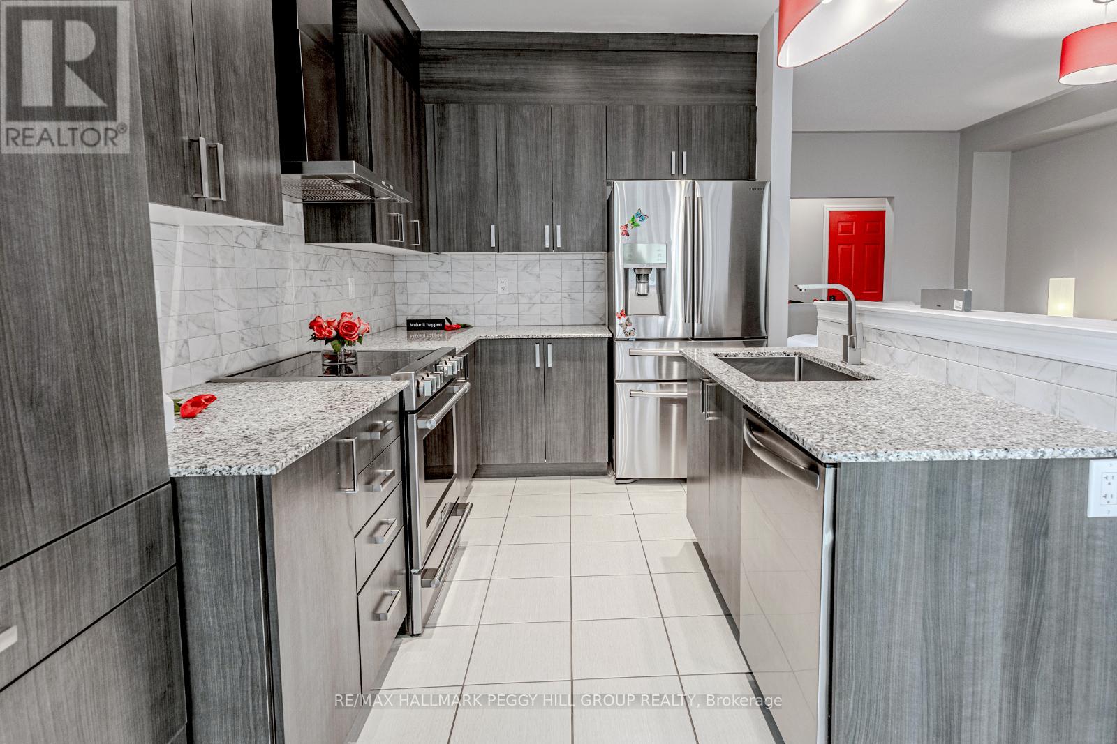 4 Greenwood Drive, Essa, Ontario  L3W 0N5 - Photo 2 - N12064217