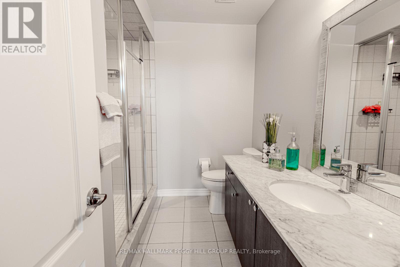 4 Greenwood Drive, Essa, Ontario  L3W 0N5 - Photo 13 - N12064217