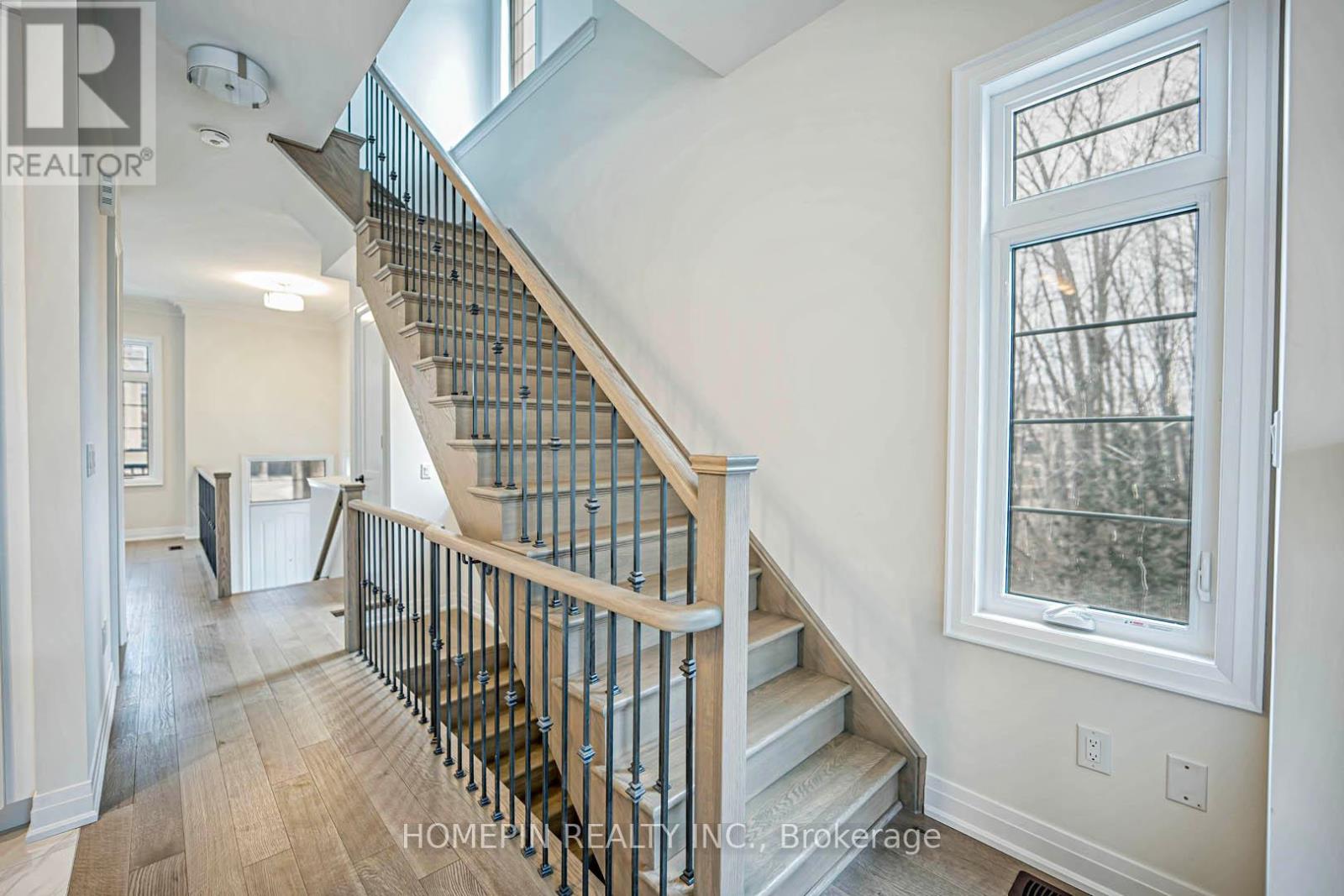 8 Gardeners Lane, Markham, Ontario  L6C 3L5 - Photo 15 - N12069814