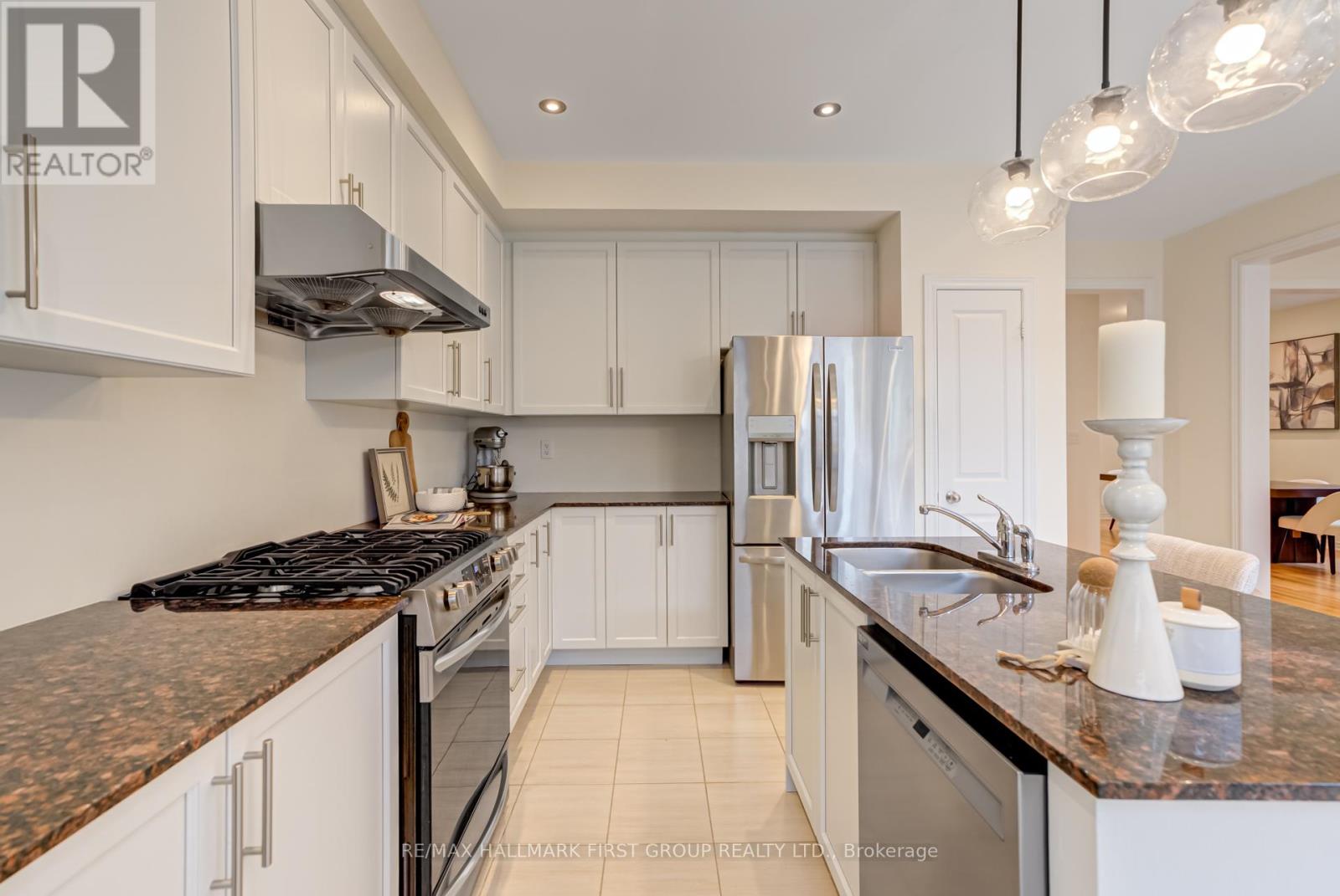 1206 Chateau Court, Pickering, Ontario  L1X 0M1 - Photo 11 - E12209255