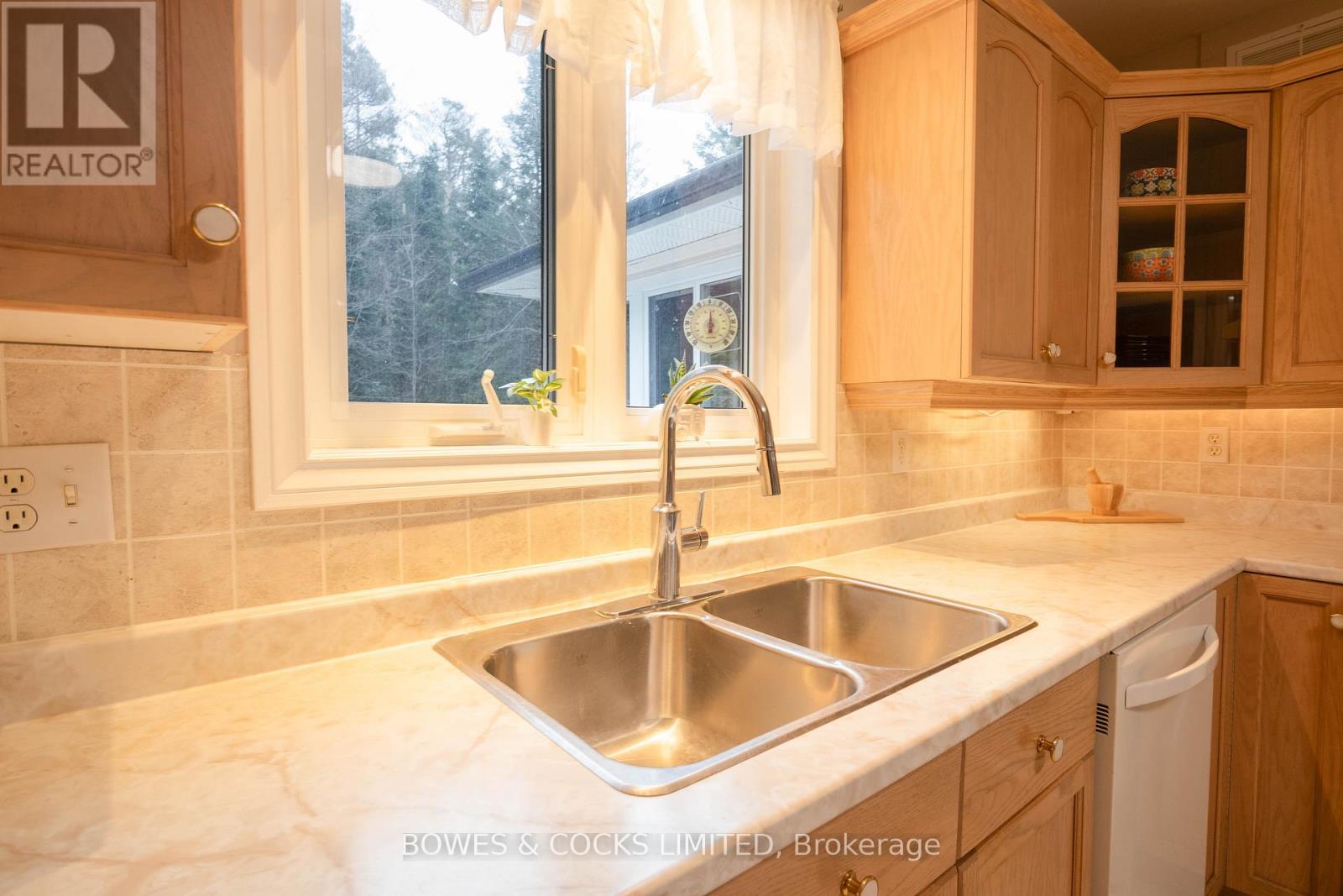88 Simeon Crescent, North Kawartha, Ontario  K0L 1A0 - Photo 19 - X12095905