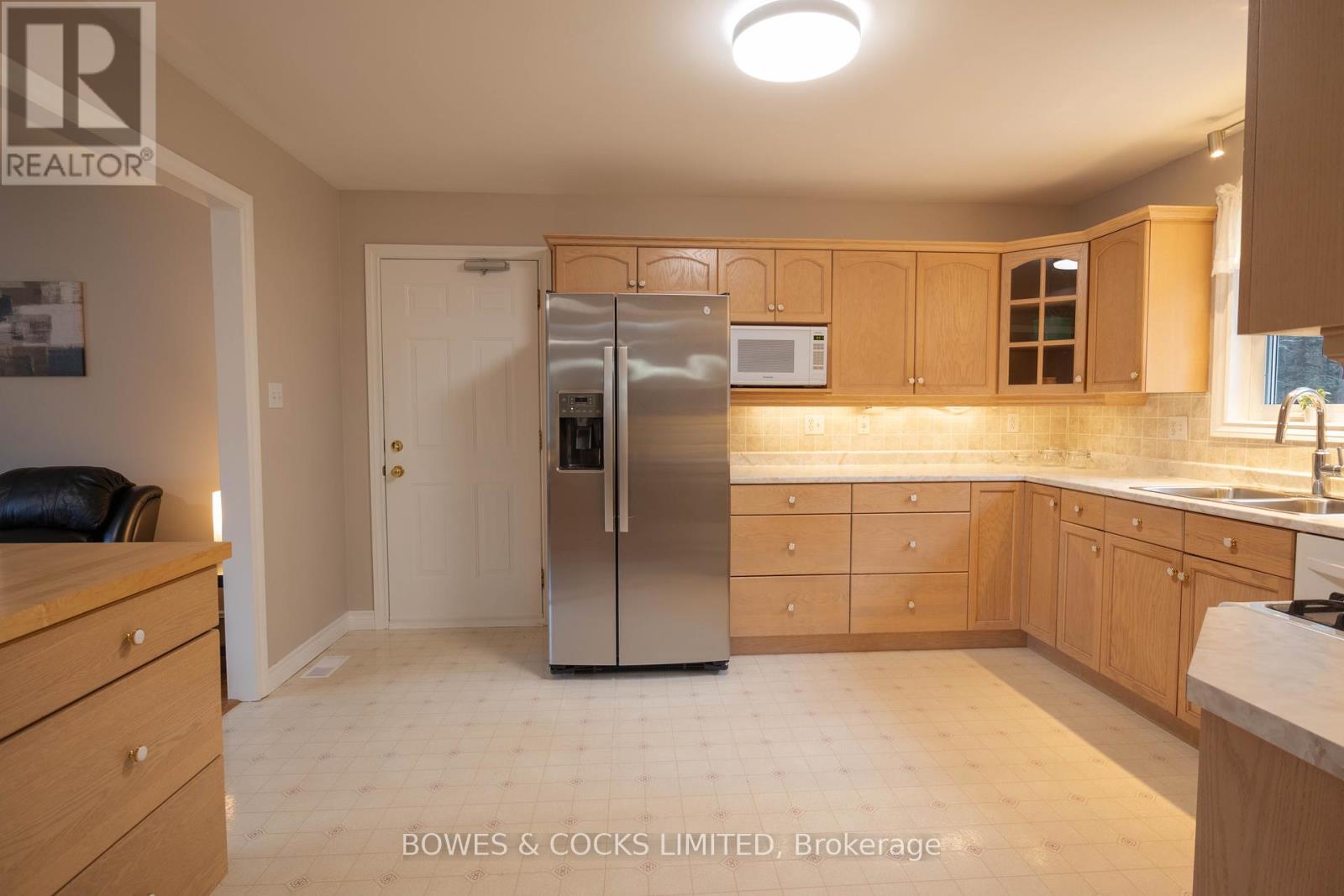 88 Simeon Crescent, North Kawartha, Ontario  K0L 1A0 - Photo 17 - X12095905
