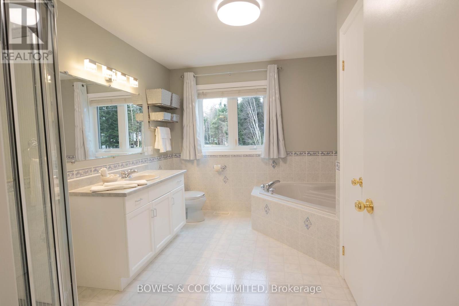 88 Simeon Crescent, North Kawartha, Ontario  K0L 1A0 - Photo 23 - X12095905