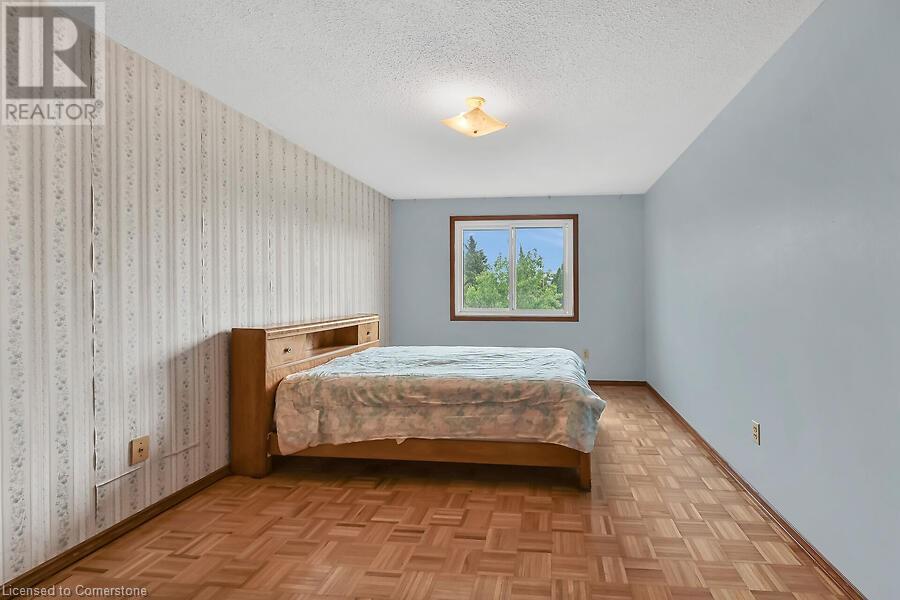 10 Peacock Place, Hamilton, Ontario  L9A 4Z2 - Photo 22 - 40732523