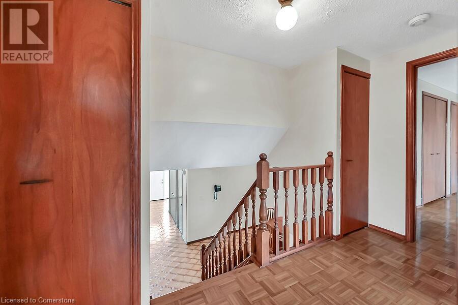 10 Peacock Place, Hamilton, Ontario  L9A 4Z2 - Photo 27 - 40732523