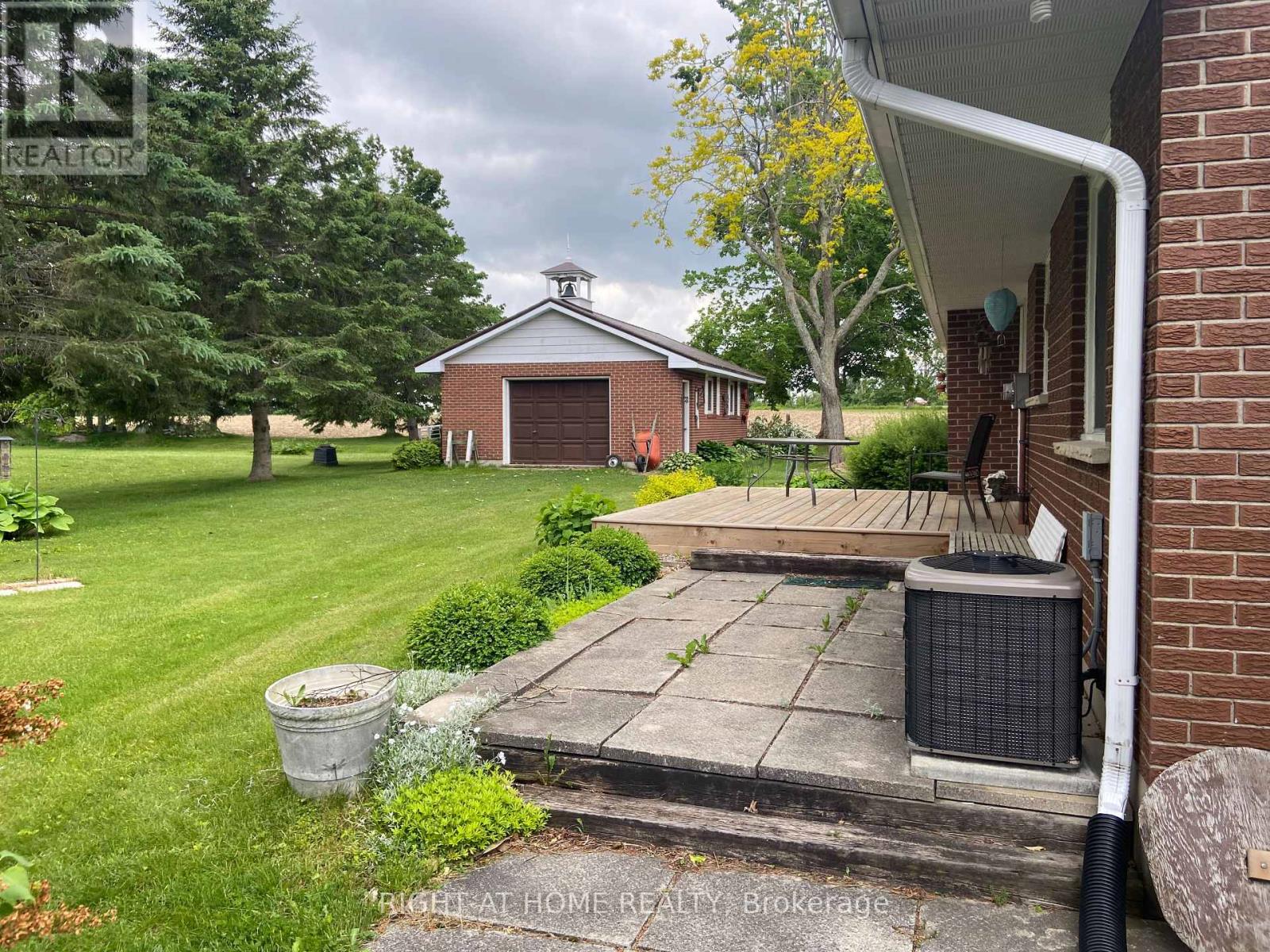978 15/16 Side Road E, Oro-Medonte, Ontario  L0L 1T0 - Photo 27 - S12206576