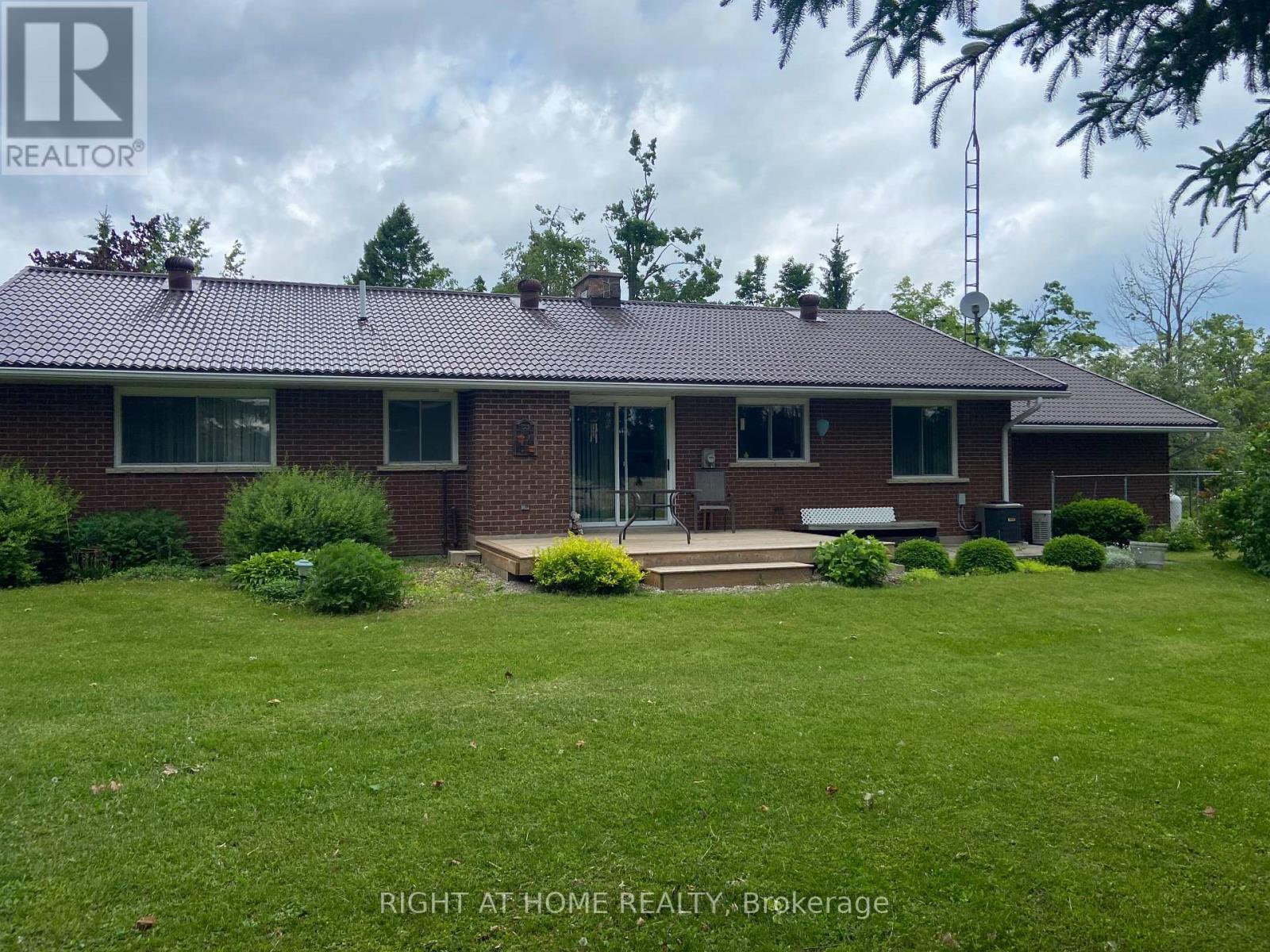 978 15/16 Side Road E, Oro-Medonte, Ontario  L0L 1T0 - Photo 30 - S12206576