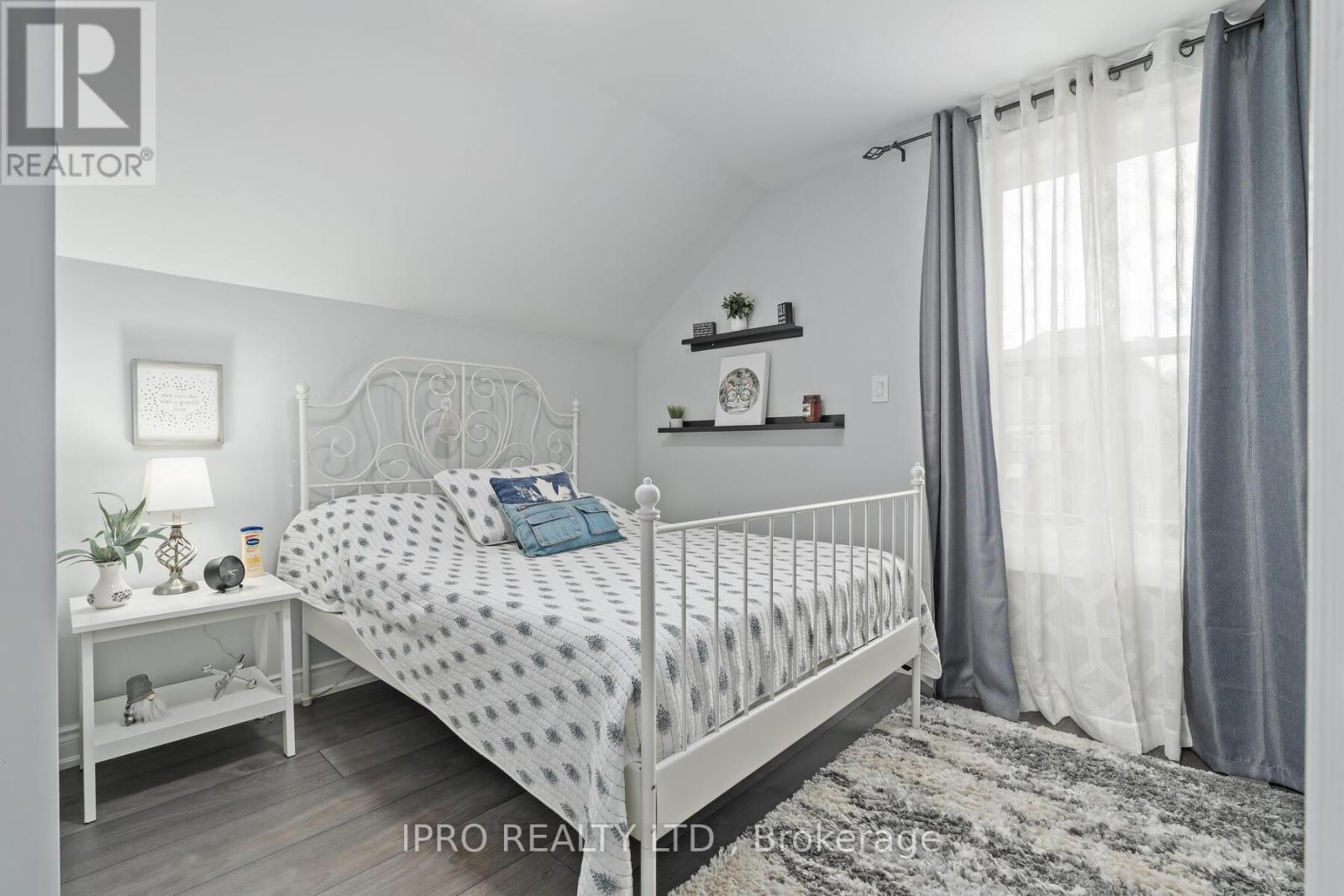 89 John Street, Halton Hills (Georgetown), Ontario  L7G 2J9 - Photo 22 - W12083795