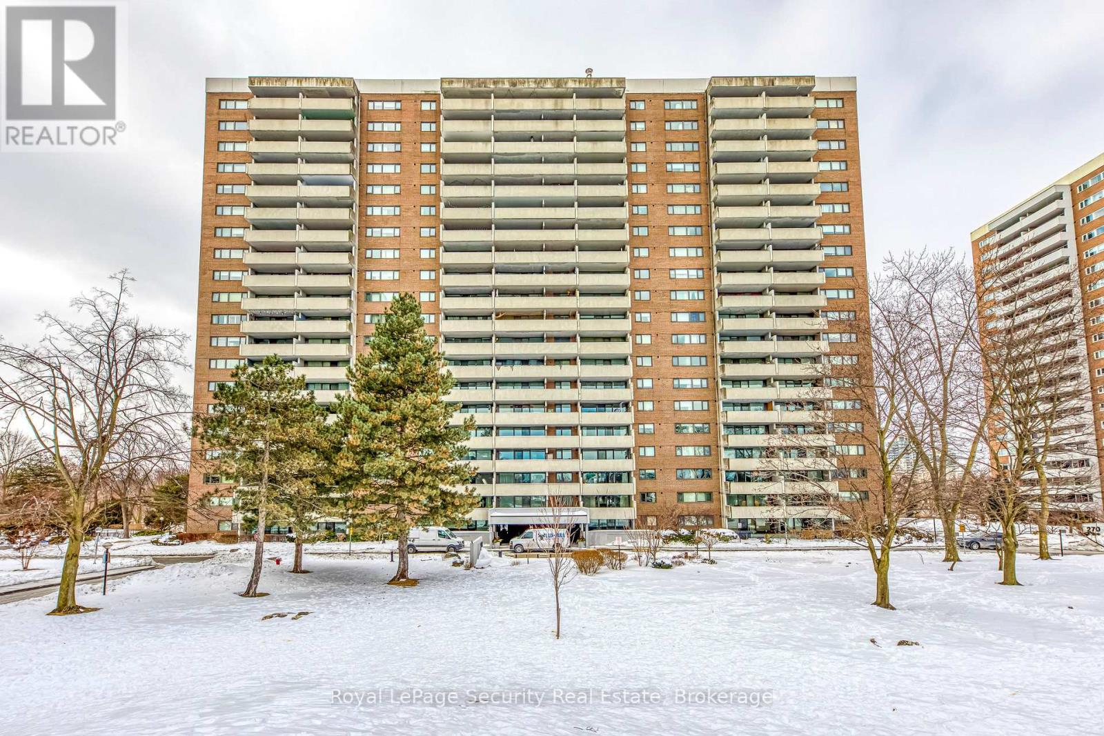 2005 - 260 SCARLETT ROAD, Toronto, Ontario