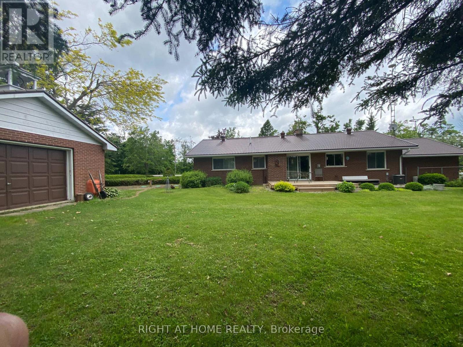 978 15/16 Side Road E, Oro-Medonte, Ontario  L0L 1T0 - Photo 31 - S12206576