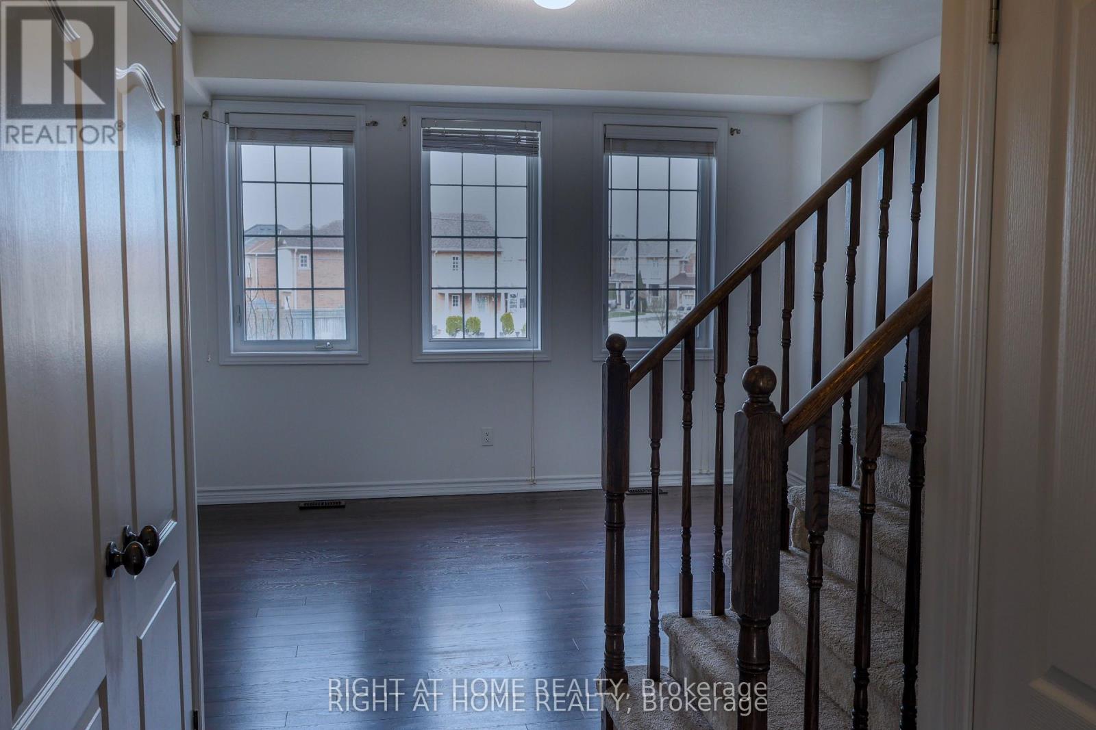 Upper - 11 Telegraph Street, Brampton, Ontario  L6Z 0H9 - Photo 7 - W12168066