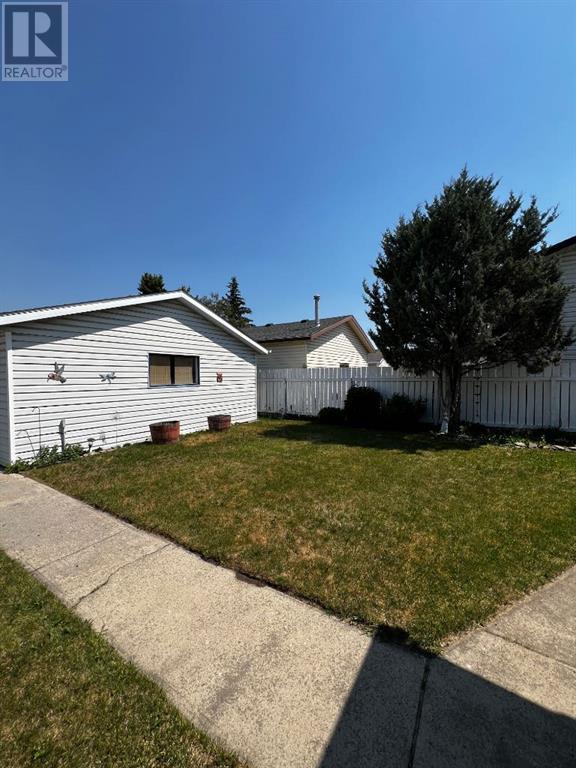 42 Dunlop Street, Red Deer, Alberta  T4R 2G7 - Photo 37 - A2229597