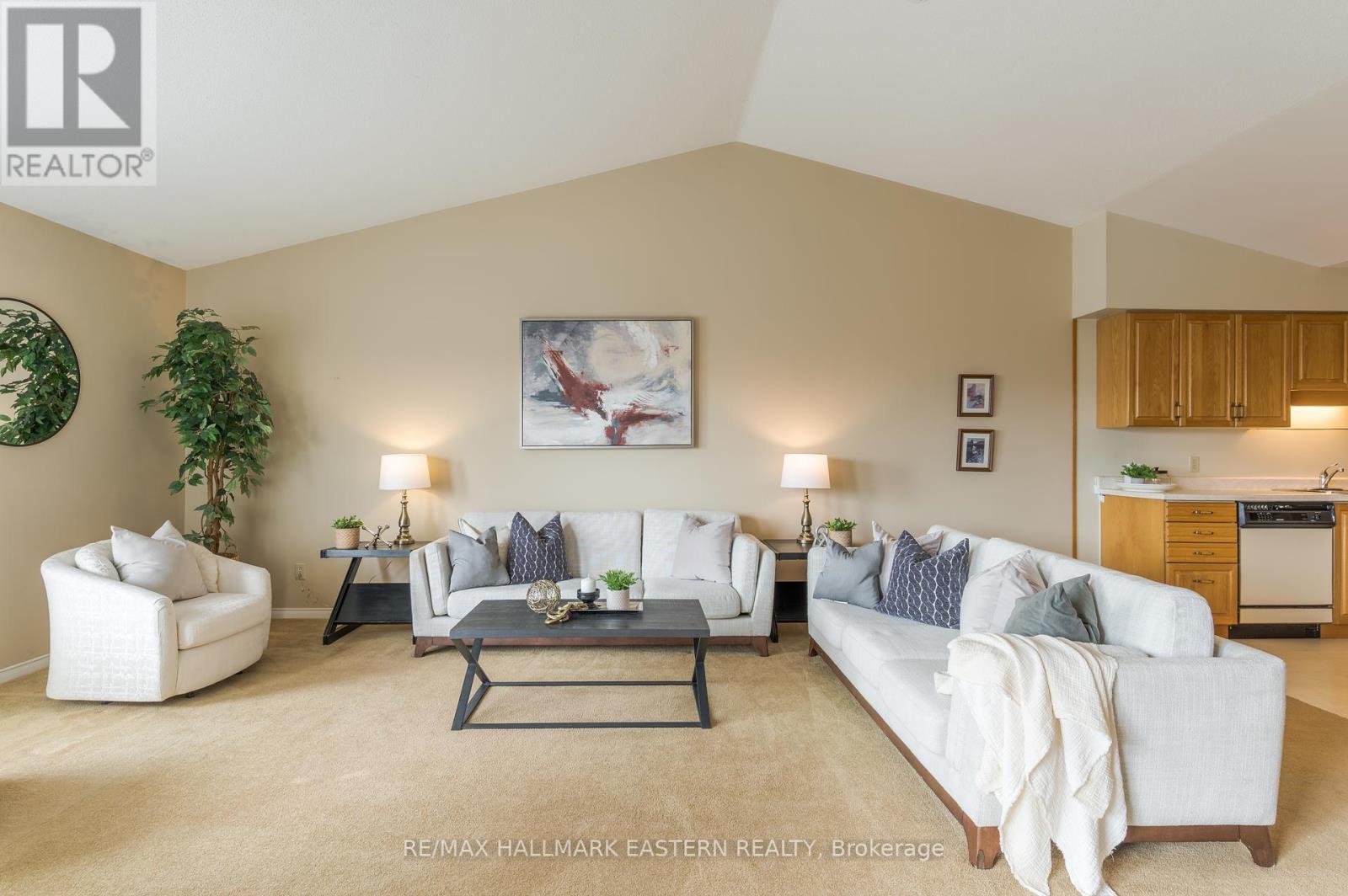 301c - 1099 Clonsilla Avenue, Peterborough West, Ontario  K9J 8L7 - Photo 17 - X12094785