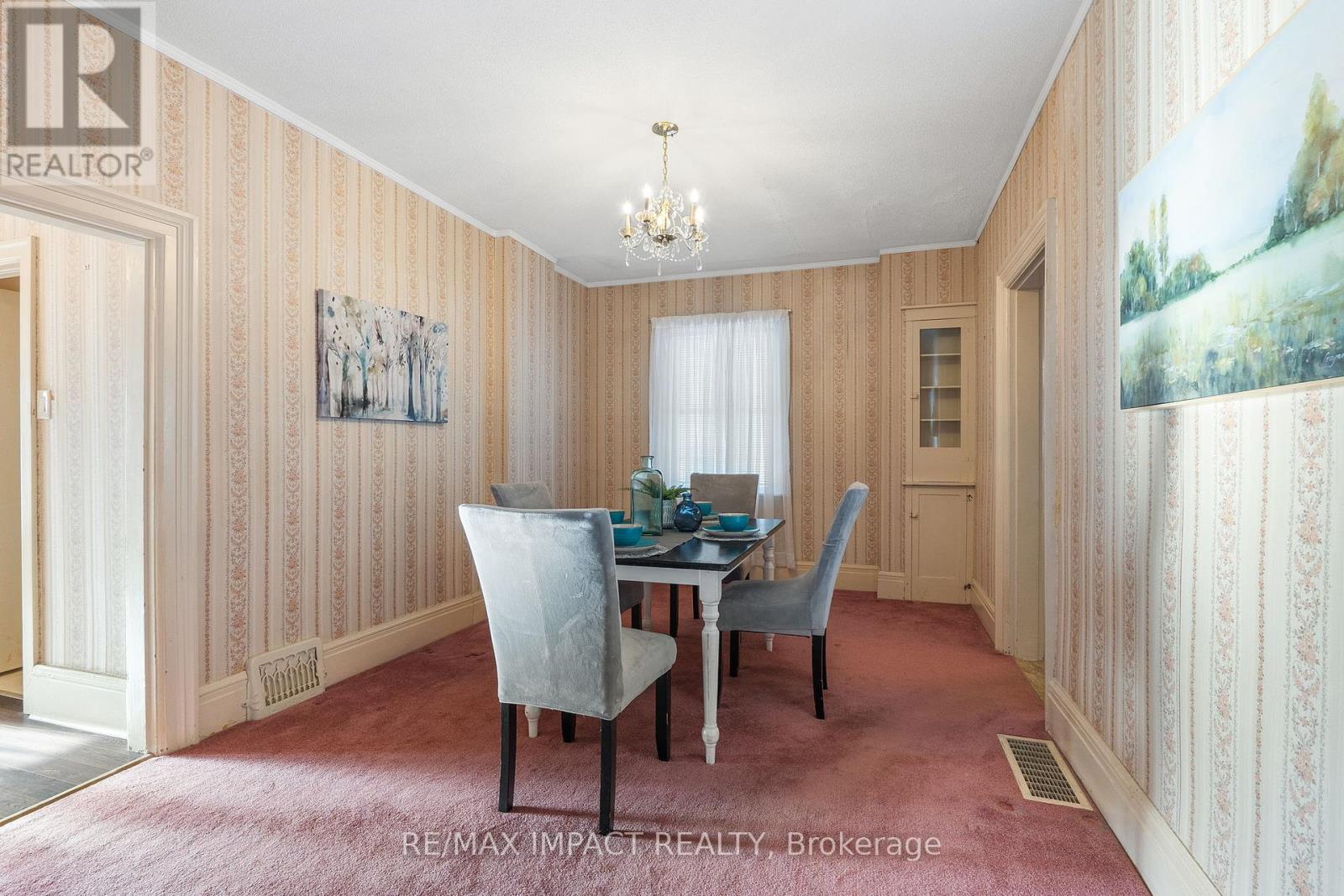 18 Spencer Street W, Cobourg, Ontario  K9A 2G3 - Photo 11 - X12207309