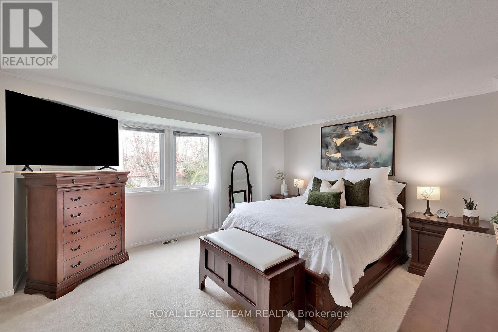 1642 Lafrance Drive, Ottawa, Ontario  K1E 2L8 - Photo 17 - X12153983