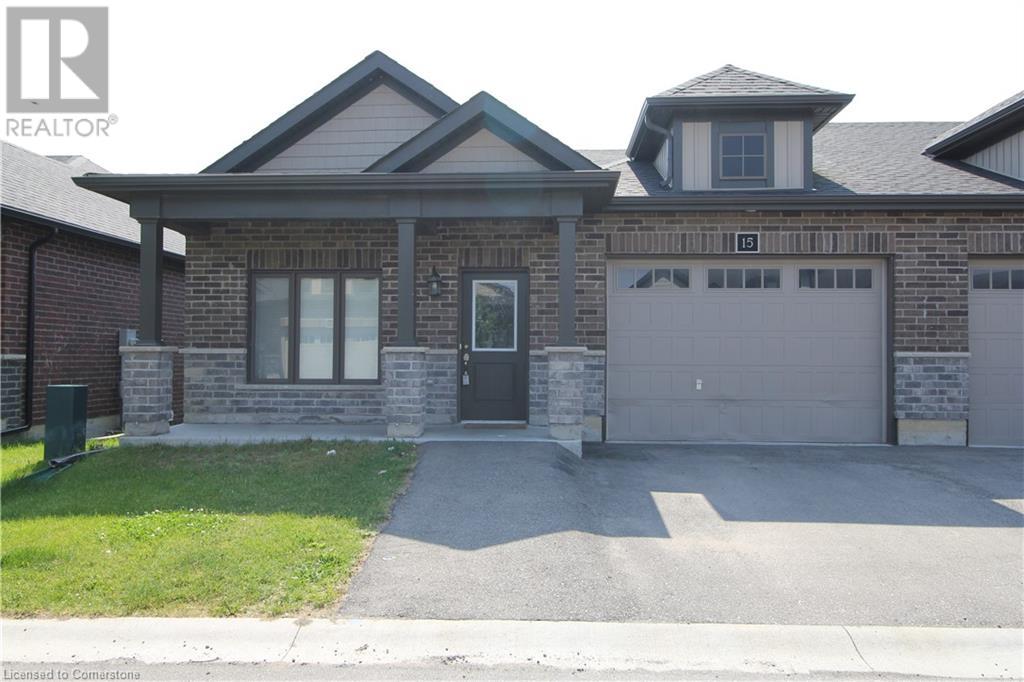 Property at 15 MEADOWHAWK Lane image 1