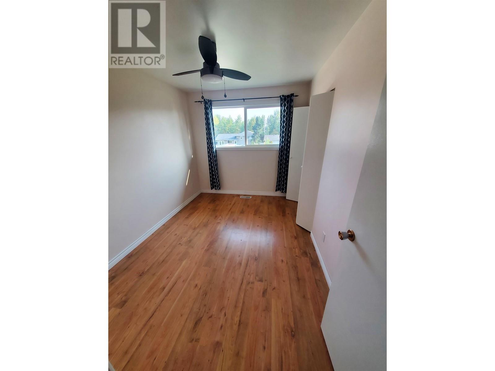 27 Manson Crescent, Mackenzie, British Columbia  V0J 2C0 - Photo 14 - R3012570